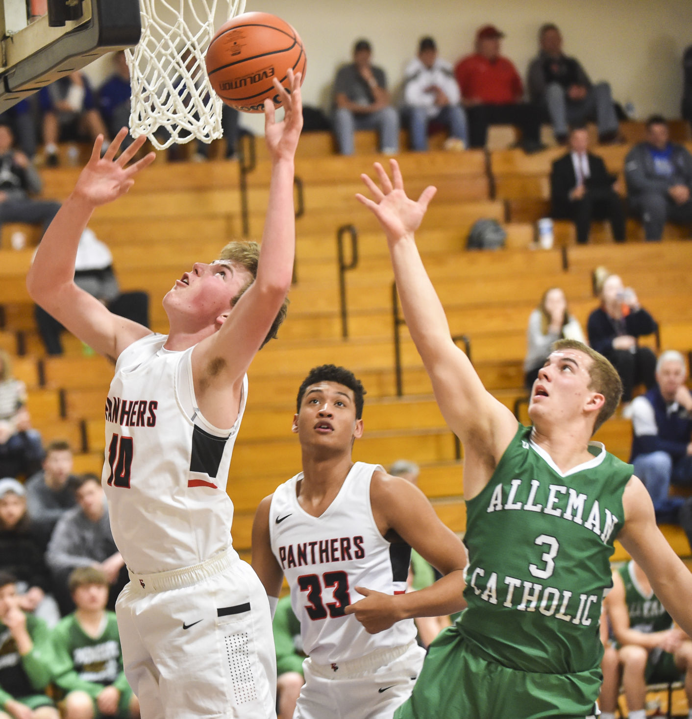 022119-mda-spt-allemaneriehoops-7.jpg